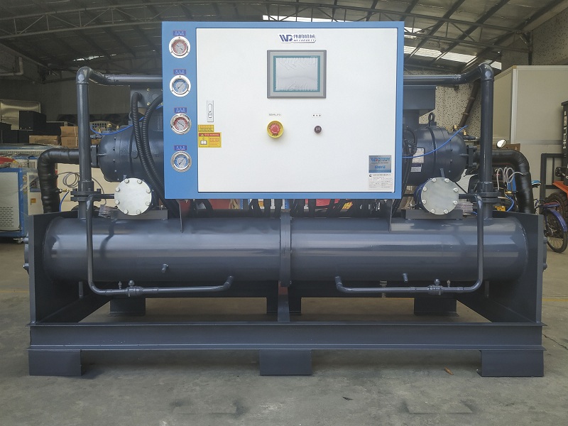水冷式工業冷水機
